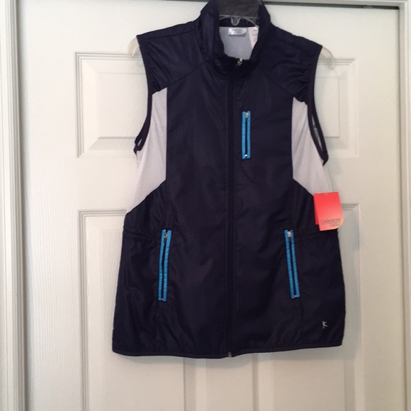danskin vest